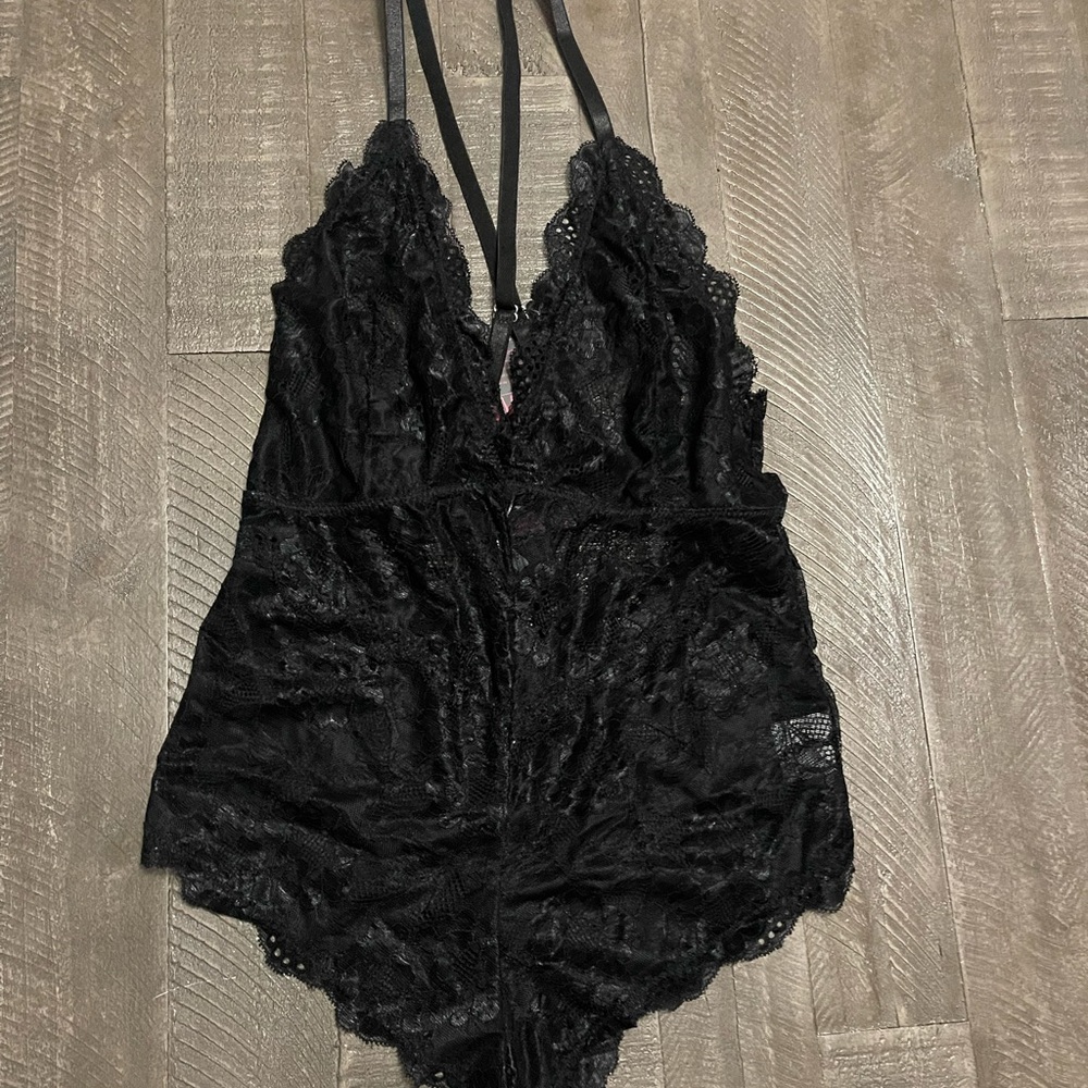 Lingerie Bundle - image 3